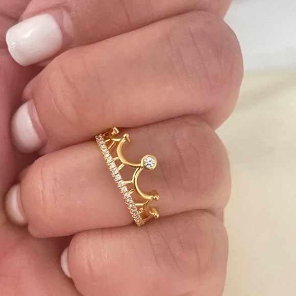 18k  Filled Crown CZ Ring - Picture 5 of 5